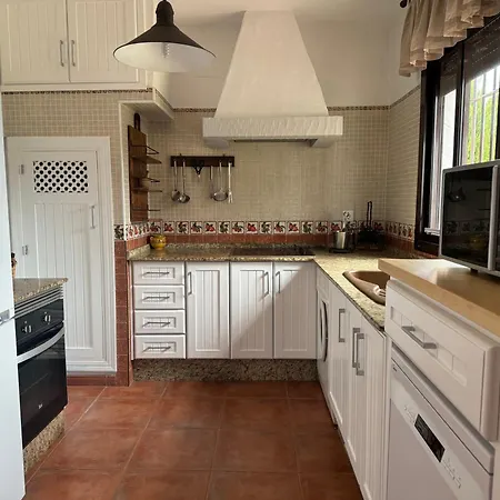 Country house Dehesa Roche Viejo
