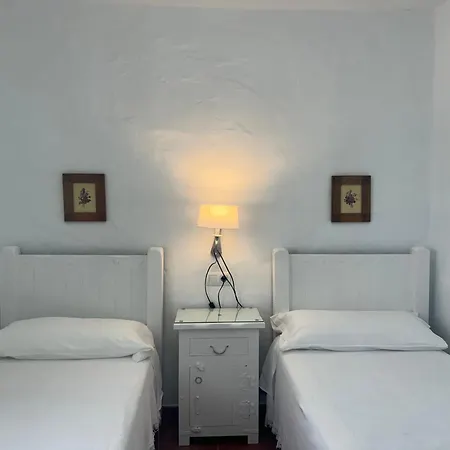 Dehesa Roche Viejo Country house